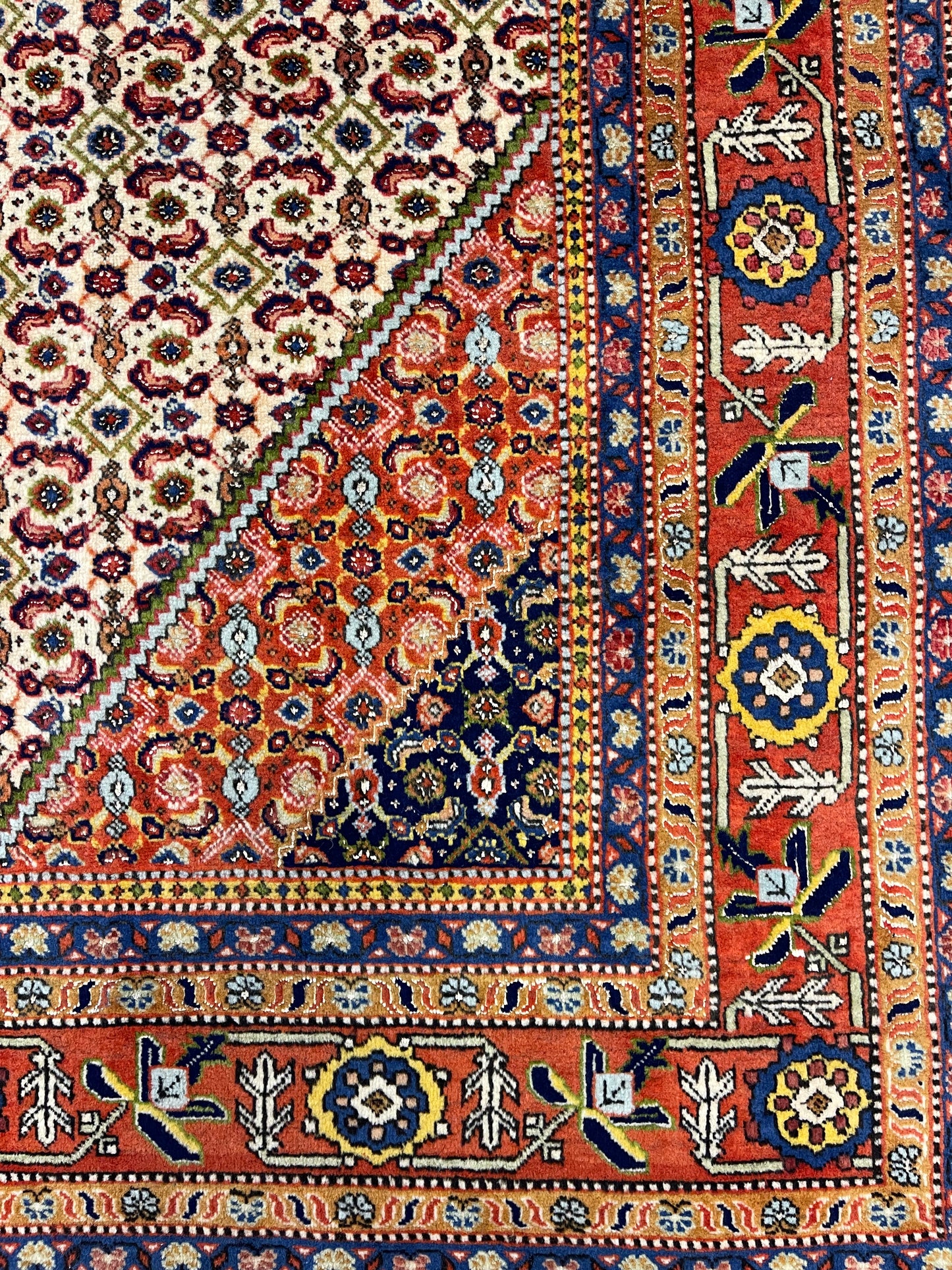 Hand-knotted carpet Ardebil Seneh