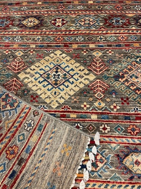 Hand-knotted carpet Chakpalu Traditional