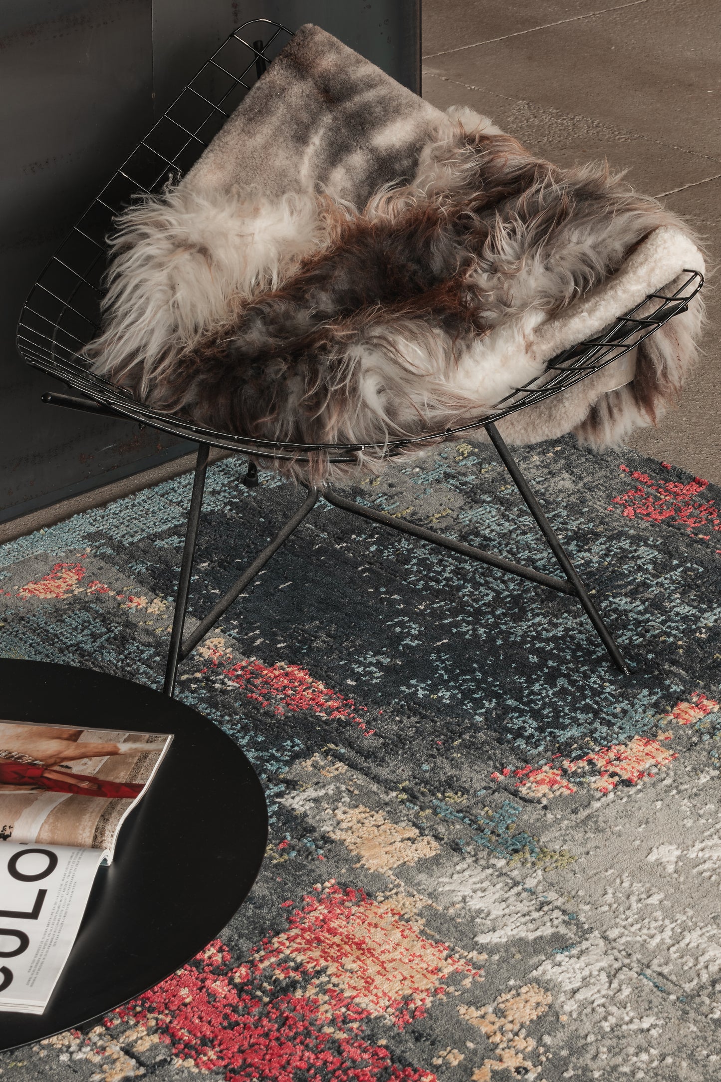 Hand-knotted carpet Modern