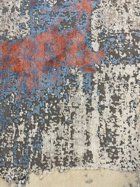 Hand-knotted carpet Modern