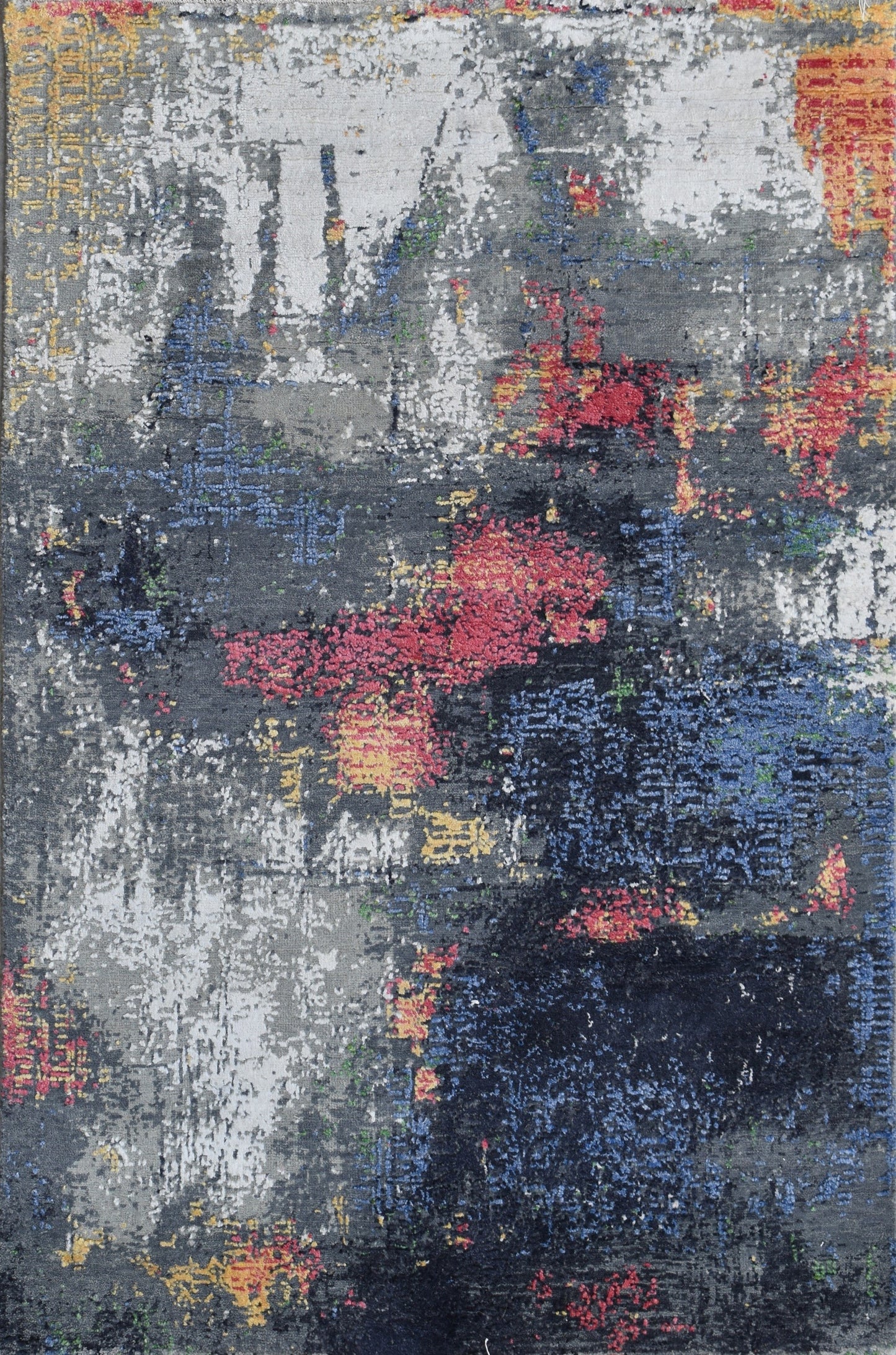 Hand-knotted carpet Modern