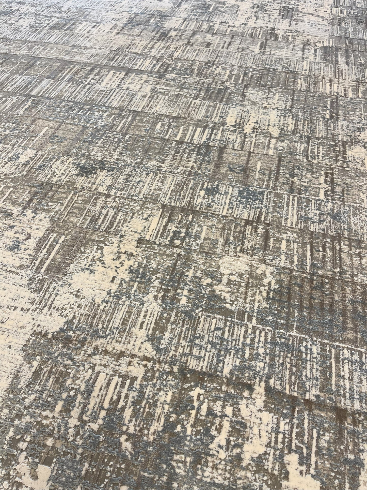 Machine woven carpet COPY