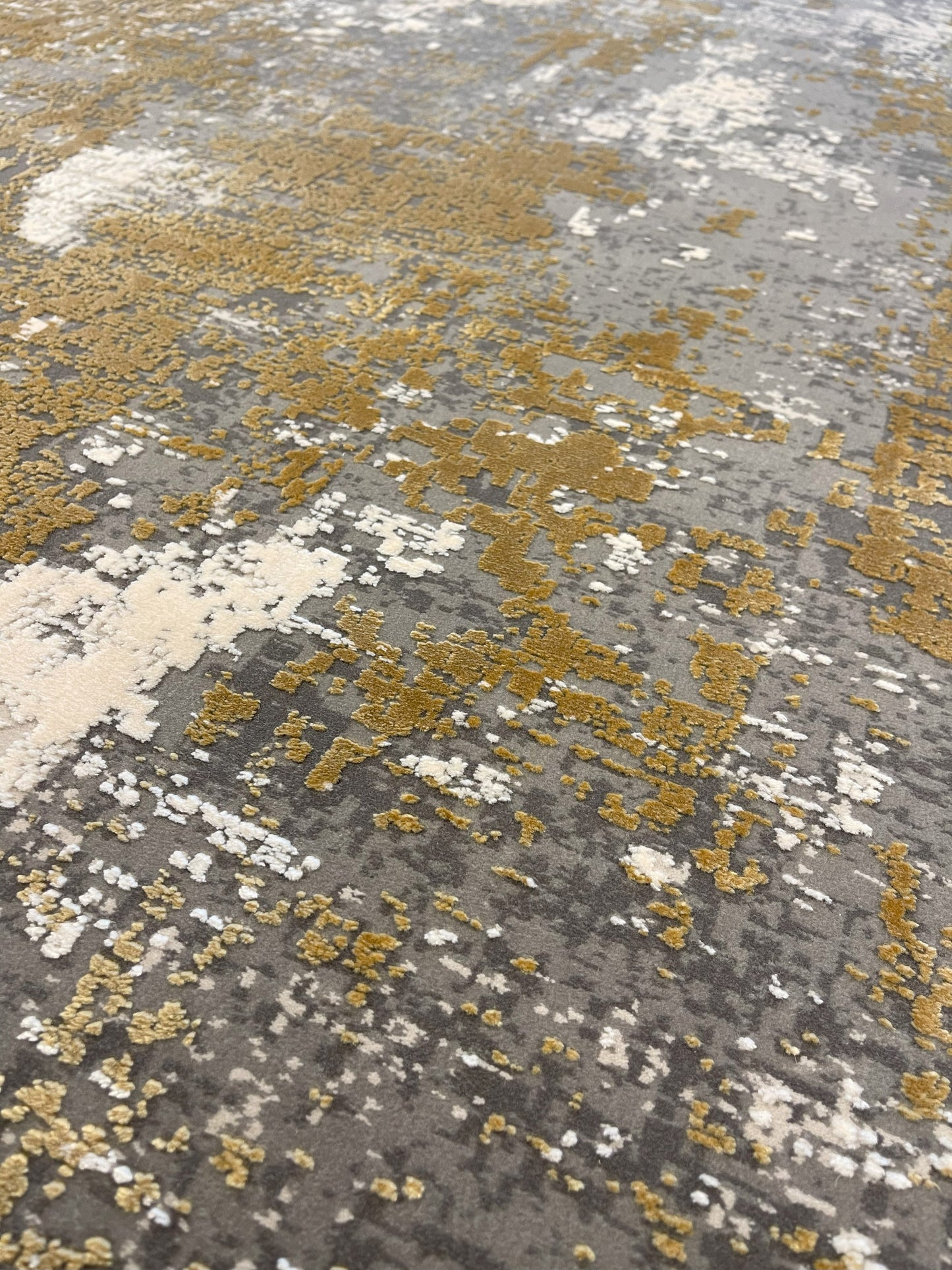 Machine woven carpet COPY