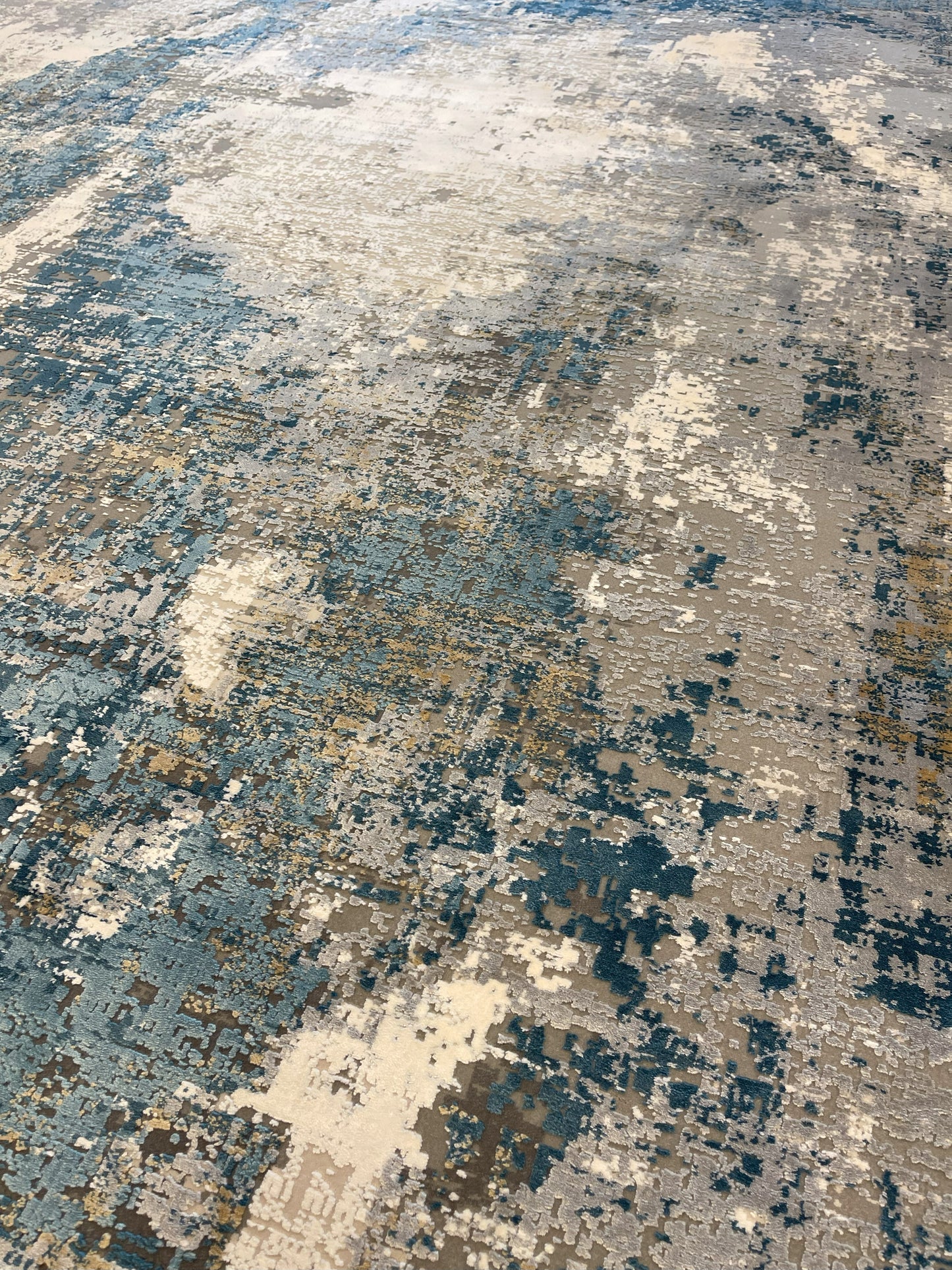 Machine woven carpet COPY