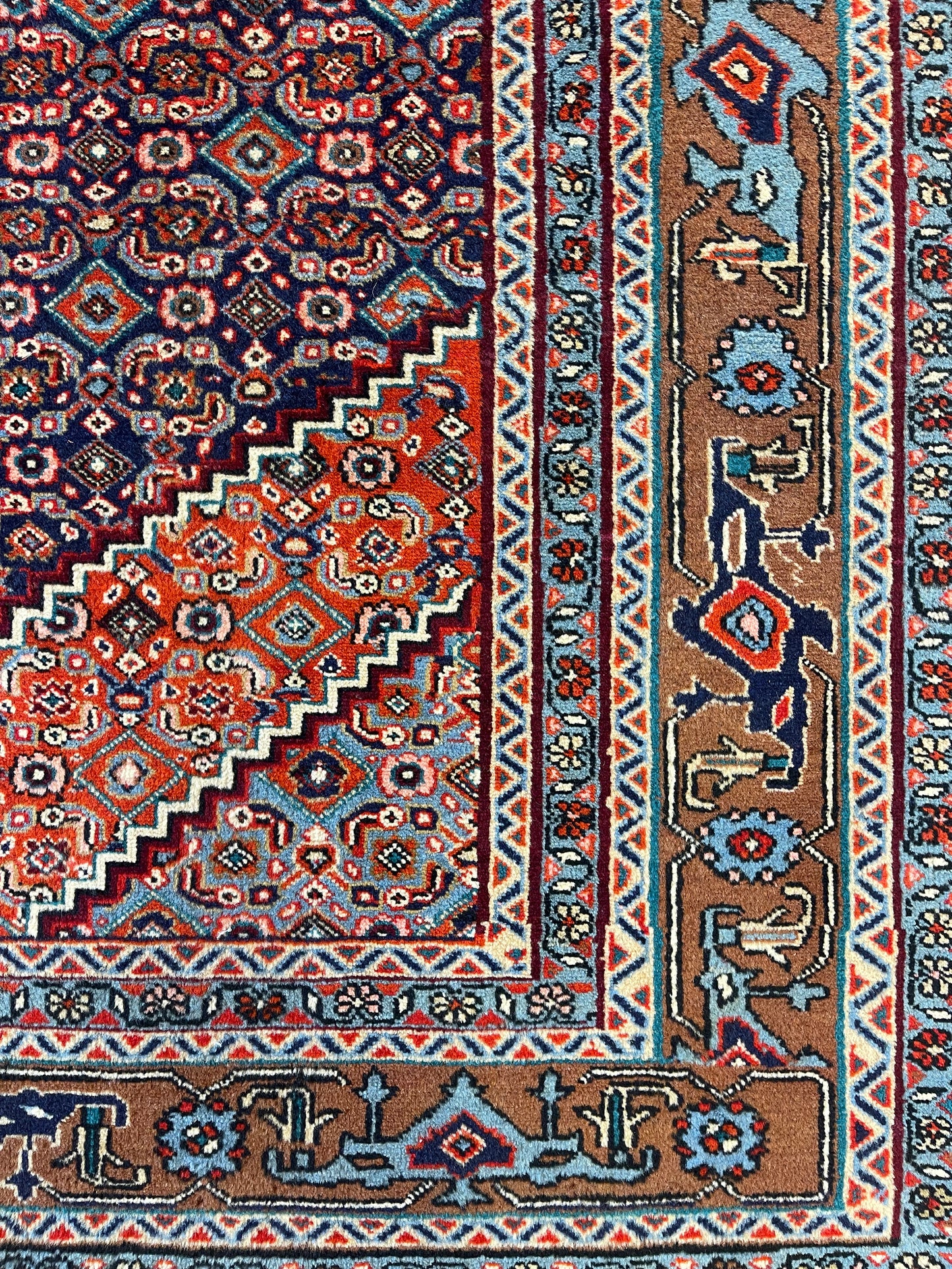 Tapis noué main Senebaf