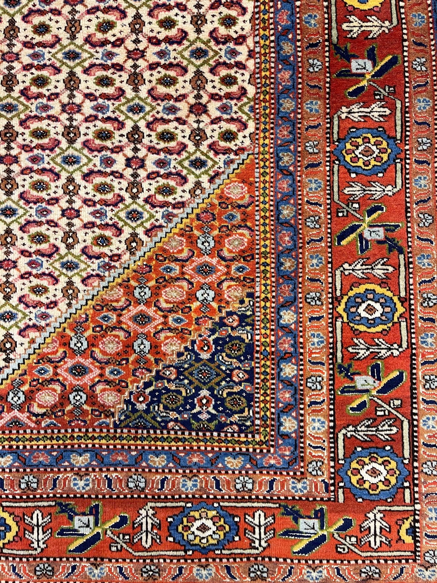 Hand-knotted carpet Seneh