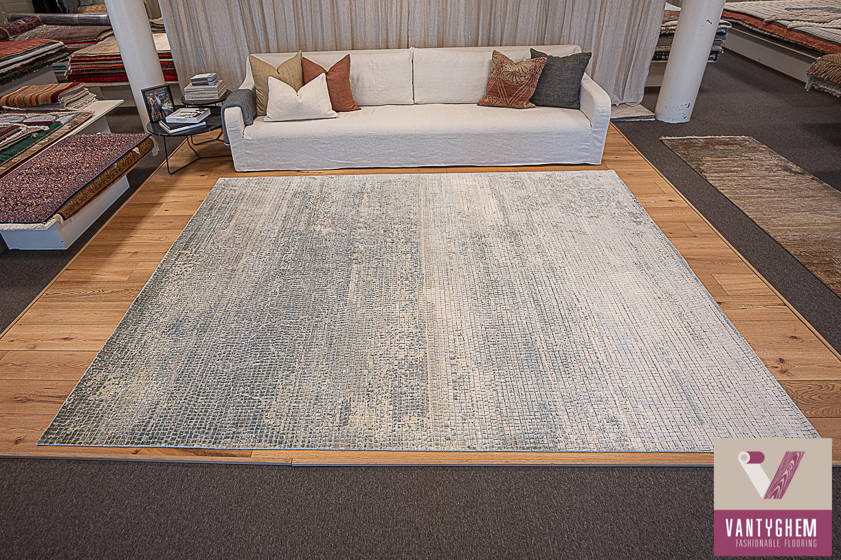 Hand-knotted carpet Crocodile