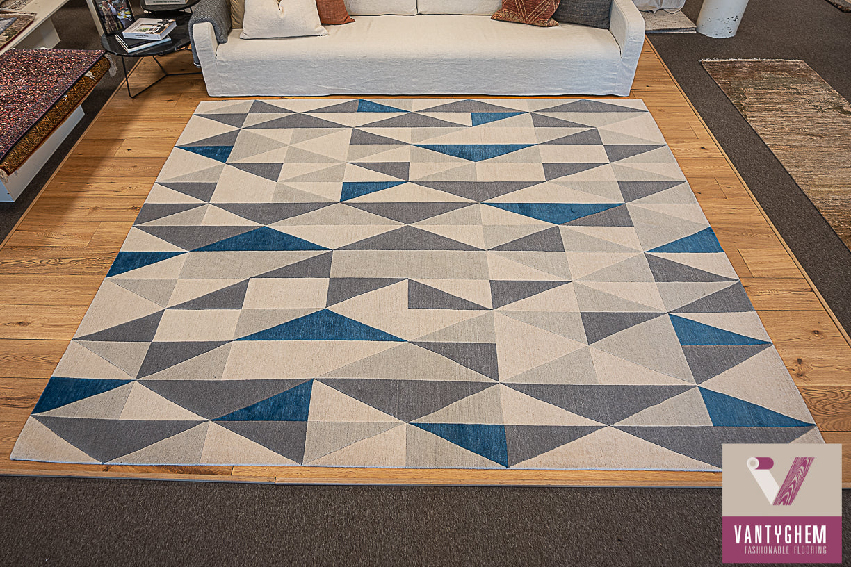 Hand-knotted carpet Gio Ponti