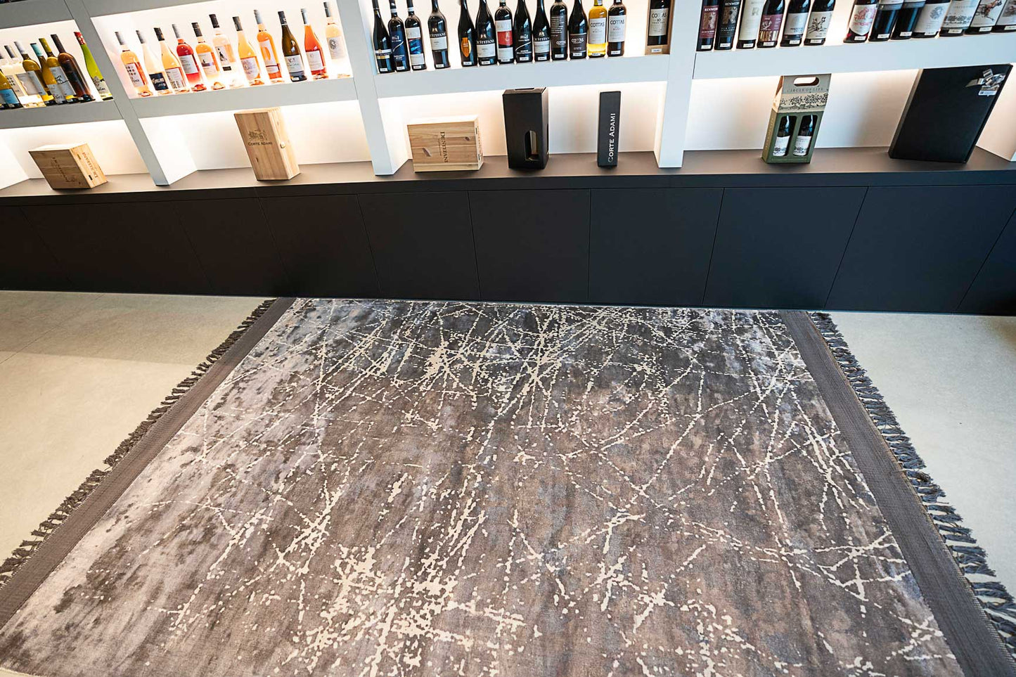 Tapis tissé main Taché