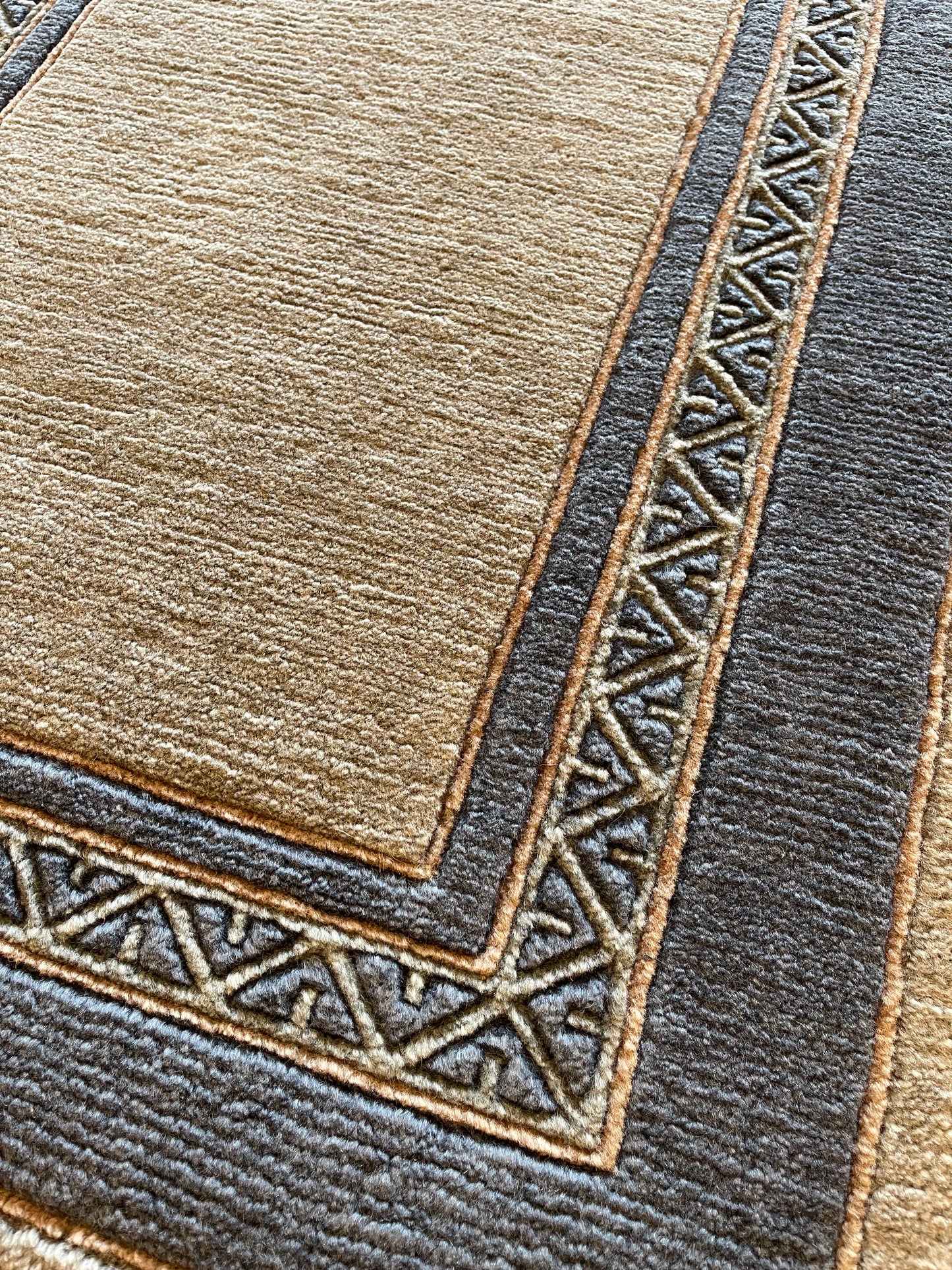 Hand-knotted carpet Nepal 60 knots