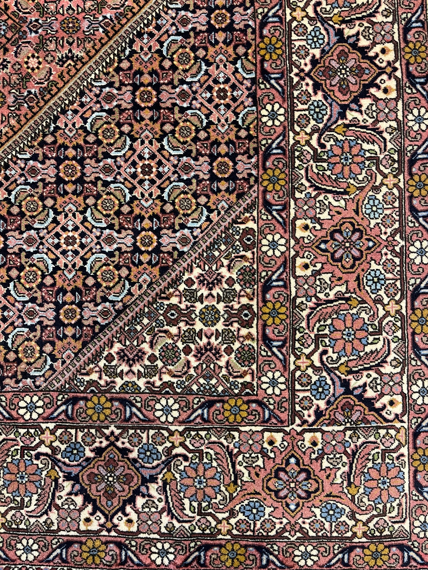 Hand-knotted carpet Bidjar