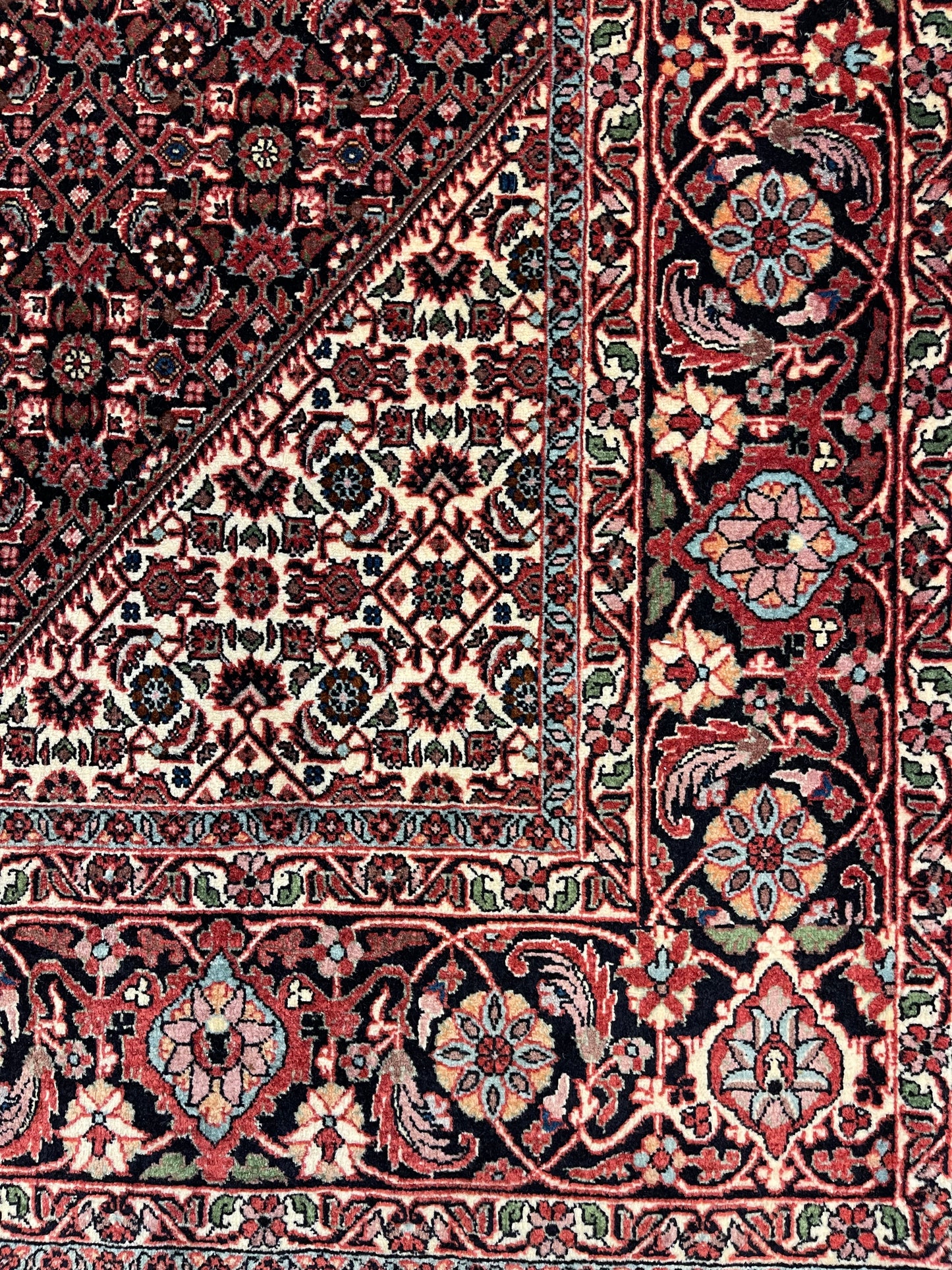 Hand-knotted carpet Bidjar