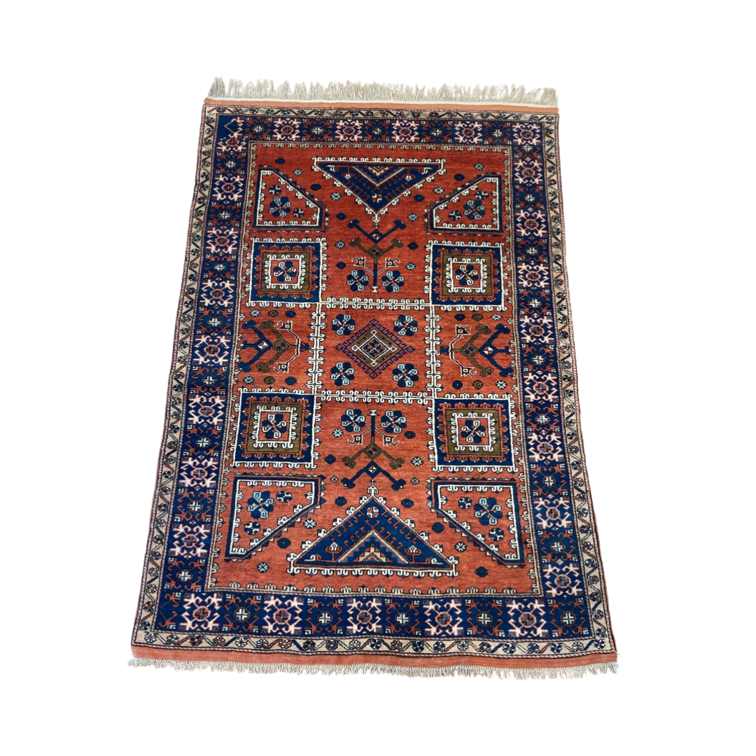 Tapis noué main Ezine