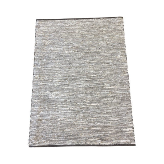 Hand-knotted carpet Wool and leather