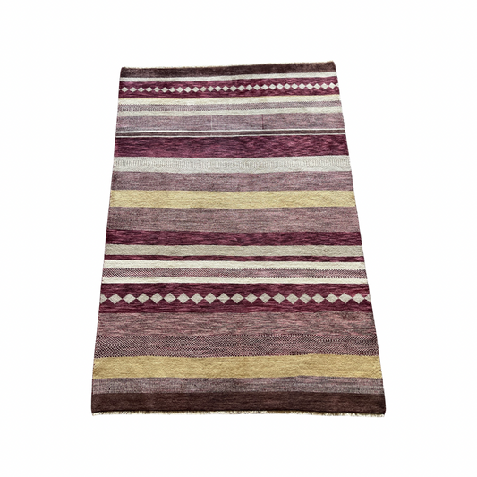 Hand-knotted carpet Single knot